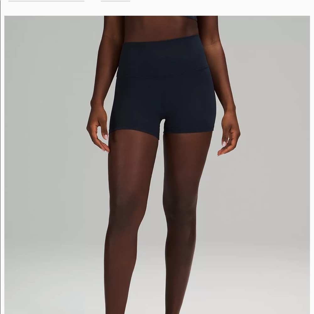Align high-rise shorts 4in
